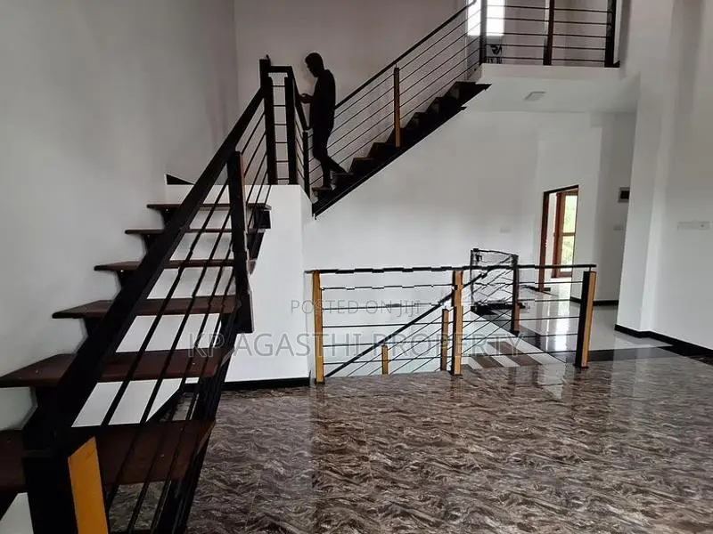 Malabe Luxury House for Sale