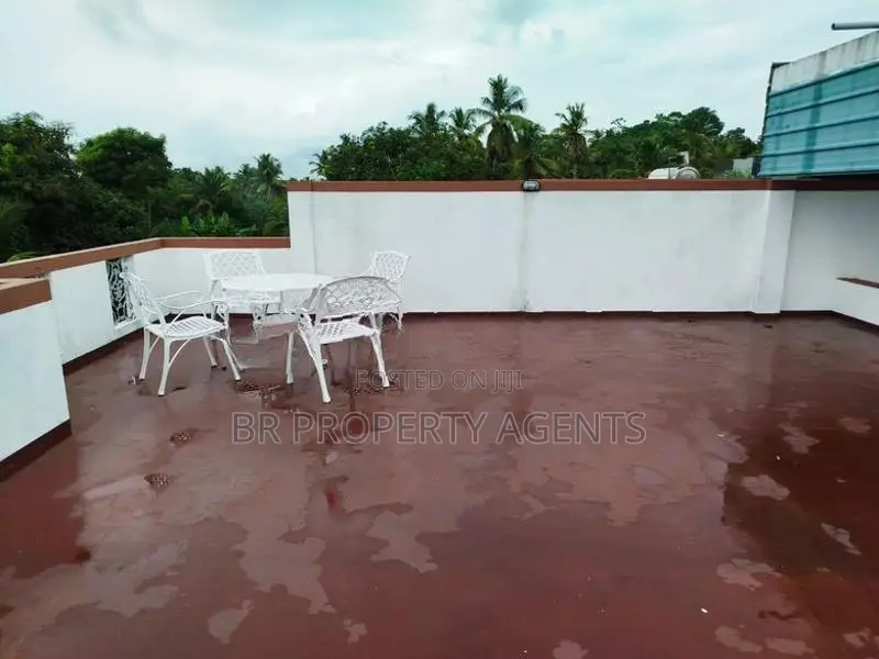 Two Storey House for Sale in Piliyandala
