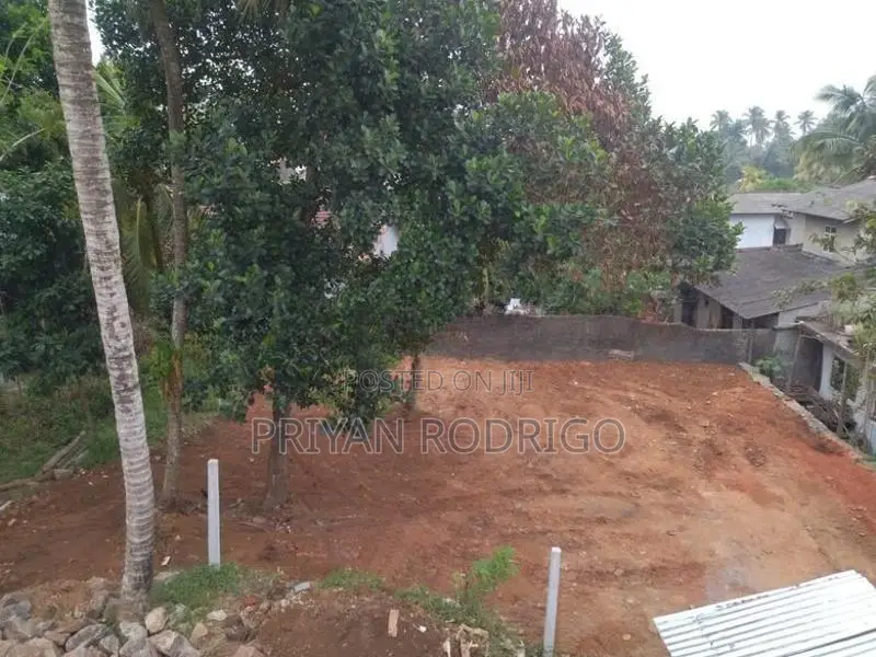 Kottawa, Galawila Road 8.8 Perches of Land for Sale