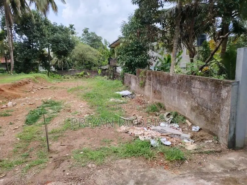 Kottawa, Galawila Road 8.8 Perches of Land for Sale