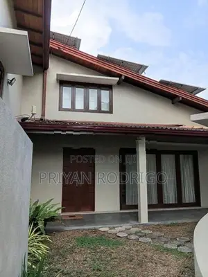 Luxury Fully Furnished 04 Bed rooms House for Rent in Maharagama