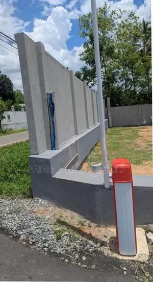 කුරුණෑගල නගරයෙන් ඉඩමක්