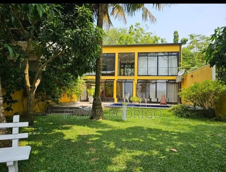 Bolgoda Waterfront 02 Storied Villa on 14.9 Perches of Land for Sale