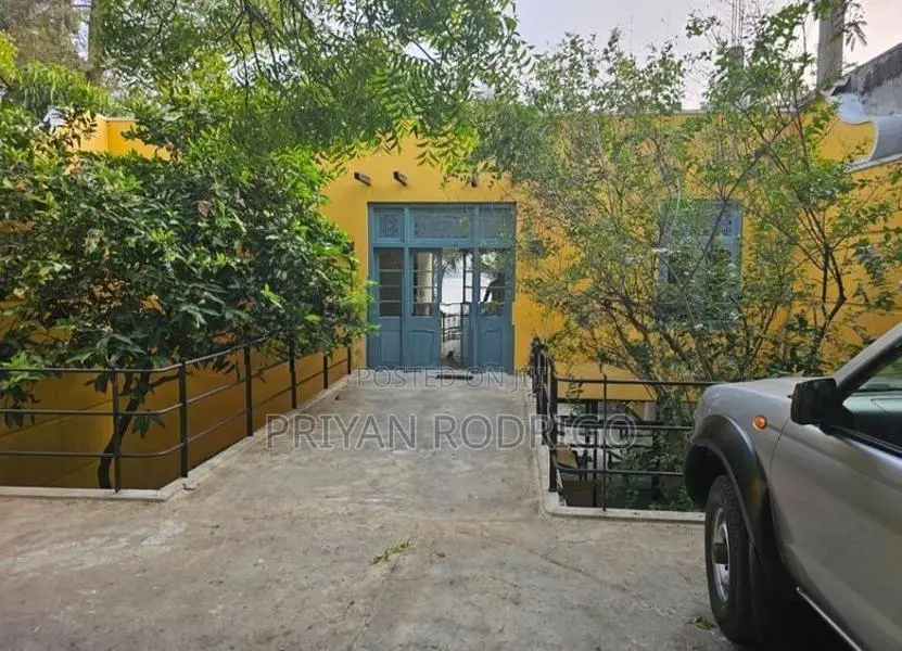 Bolgoda Waterfront 02 Storied Villa on 14.9 Perches of Land for Sale