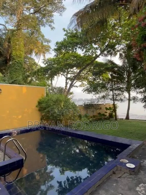 Bolgoda Waterfront 02 Storied Villa on 14.9 Perches of Land for Sale