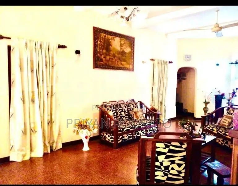 Moratuwa 02 Storied House on 25.1 Perches of Land for Sale