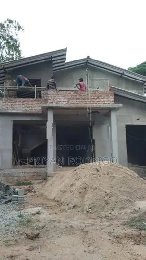Kottawa 2 Storied House (Incomplete) on 14.6 Perches of Land for Sale