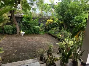 Rajagiriya, Park Lane 19.75 Perches of Land & Livable House for Sale