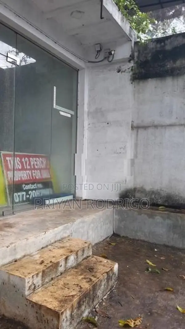 Kohuwala Dutugemunu Street Commercial Space Facing a 30ft Road for Sal