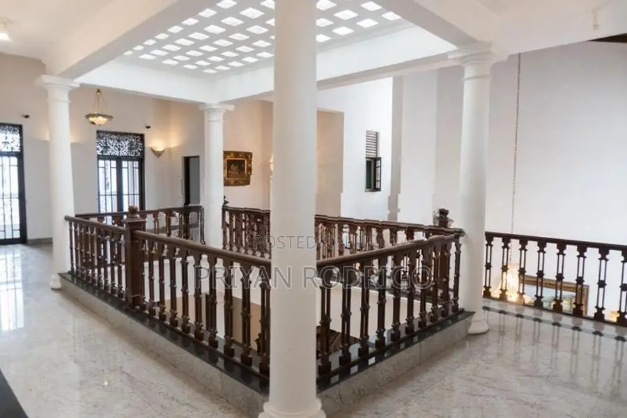 Kotte Beddegana, Luxury House on 17 Perches of Land for Sale
