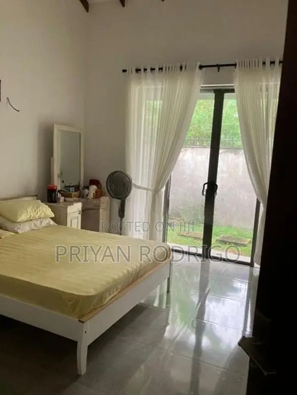 Divulapitiya, Brand New 04 BR House on 15.6 Perches of Land for Sale