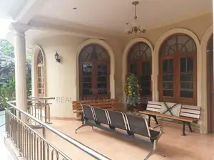 Kandy : 9BR (21.5P) 4-Storey House for Sale