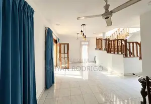 Sri Jayawardenapura Kotte - Beddagana Road 04 Bed Room House for Rent