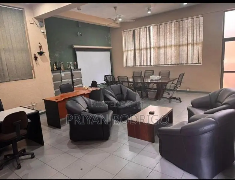 COMMERCIAL BUILDING FOR SALE IN COLOMBO 13