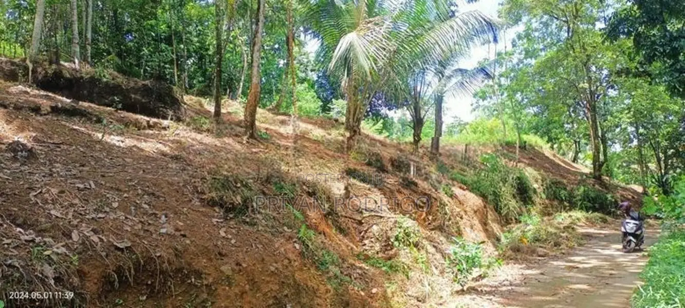 Ratnapura - New Town 35 Perches of Land for Sale