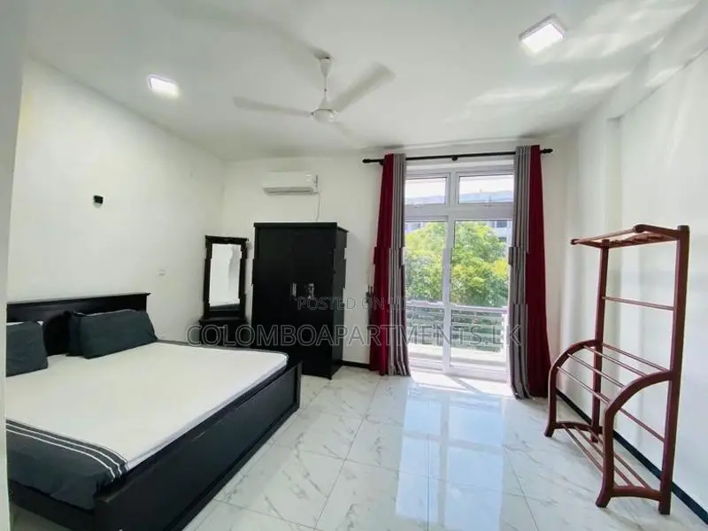 Short-Term Rental Apartment Available in Dehiwala. (Code: CSM301)