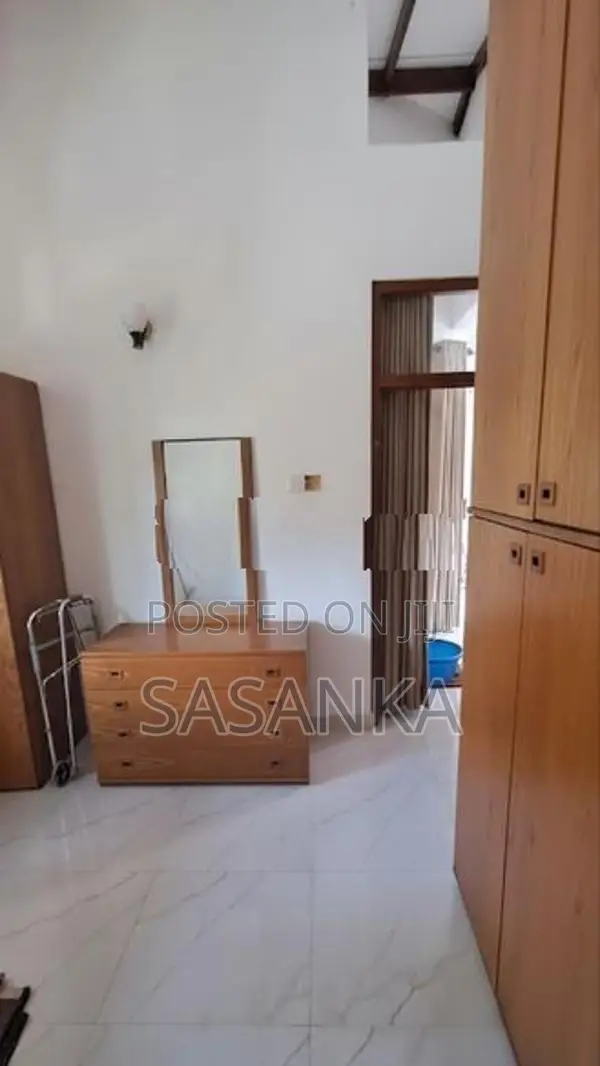 Delgoda Weliweriya Two Storey Luxury House for Sale