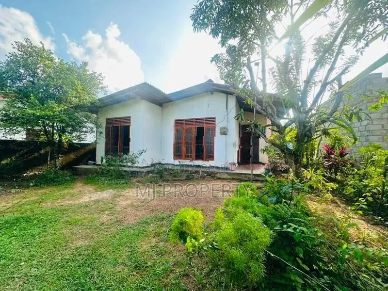 ( YS- 1099) Valuable Two Storey House for Sale in Meegoda Halbarawa
