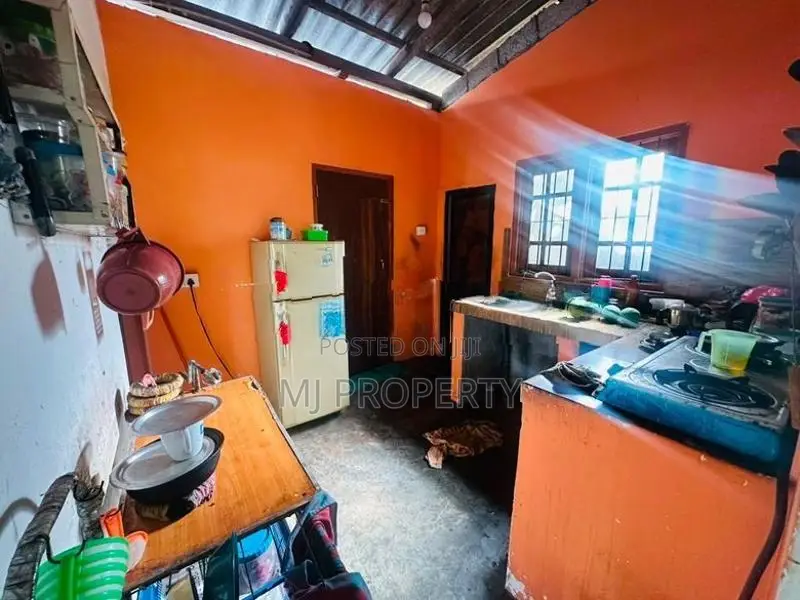 ( YS- 1099) Valuable Two Storey House for Sale in Meegoda Halbarawa