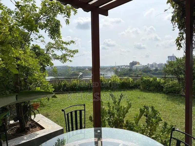 Luxury Studio Type 2 Bedrooms Beautiful Apartment Ethul Kotte