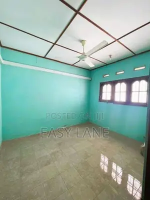 බේරුවලින් ගාලු පාරට මීටර් 200ක් දුරින් සුපිරි නිවසක් / RU 12600