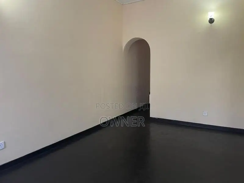 Upstair House For Rent in Nugegoda