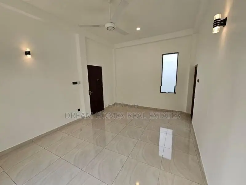 Brand New Luxury 4BR House for Sale – Kottawa, Siddamulla