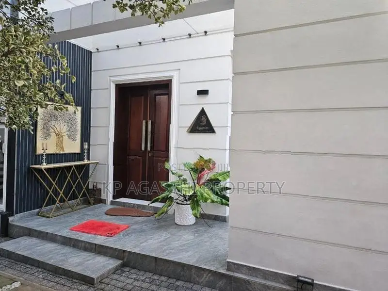 Super Luxury House for Sale in Kolonnawa