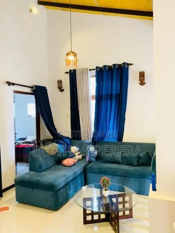 2 Storey Luxury House Delpe Juntion Ragama
