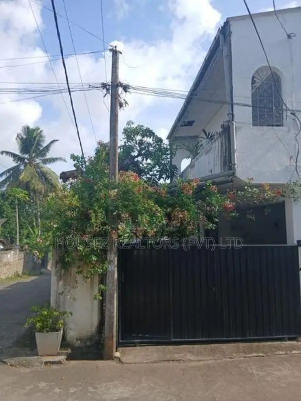 Two-Storey House for Sale – Kelaniya