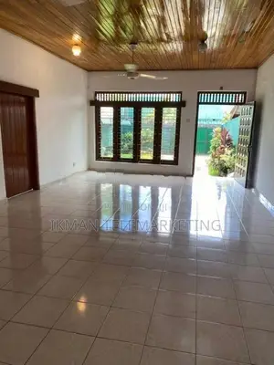 House with Land for Sale – Brandiyawatte Road, Wellampitiya