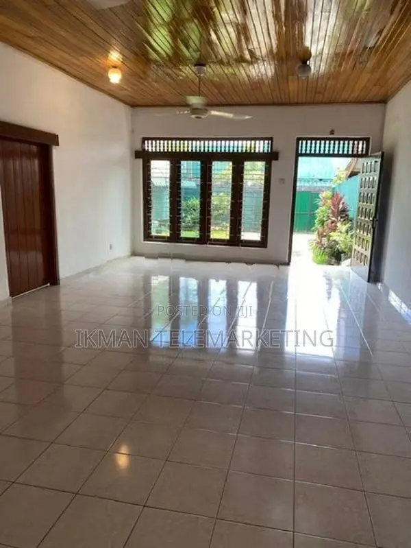 House with Land for Sale – Brandiyawatte Road, Wellampitiya