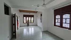 Kirulapone : 4-BR (10P) 2-Storey House for Rent