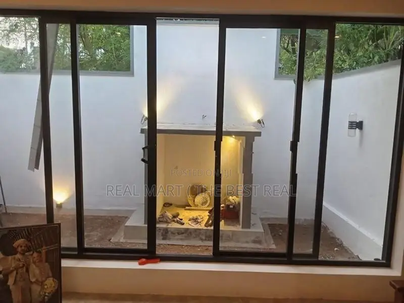 Pannipitiya : 4-BR (12P) Single-Storey House for Sale