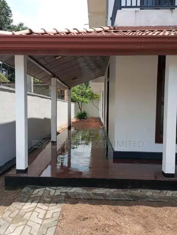 2 Storey House for Sale in Piliyandala Kahapola - EH414