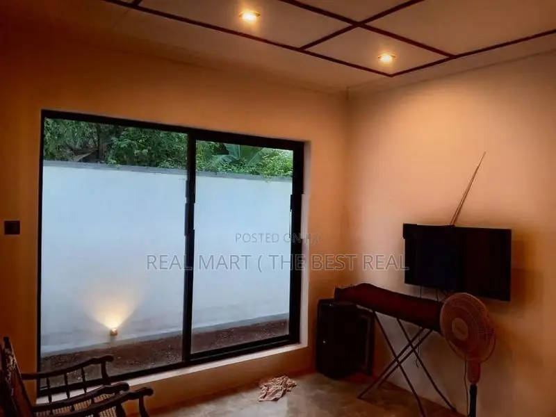 Pannipitiya : 4-BR (12P) Single-Storey House for Sale