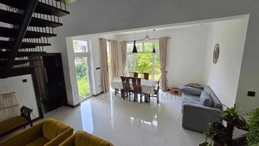 2 Storey House for Sale in Temple Road, Talawathugoda - EH380