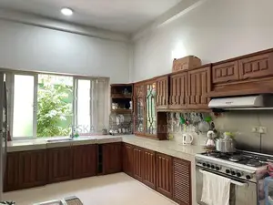 3 Storey 11BR House for Sale in Rajagiriya - EH357