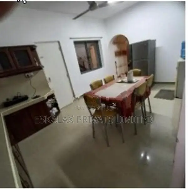 2 Storey House for Sale in Balapokuna Place, Colombo 6 - Eh354