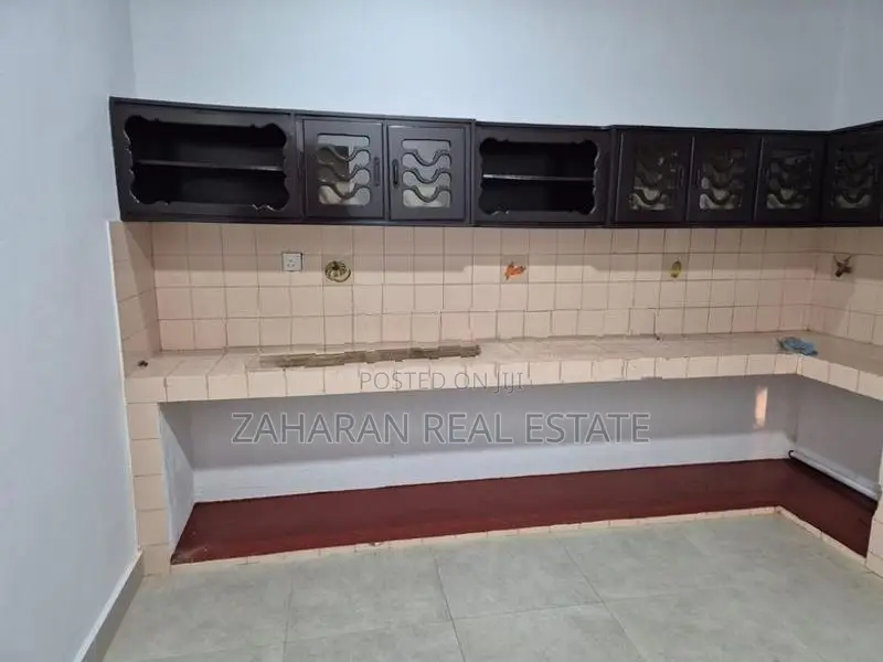 1st Floor House For Rent In Mount Lavinia