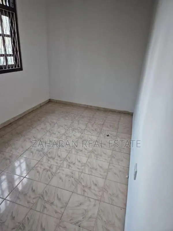1st Floor House For Rent In Mount Lavinia