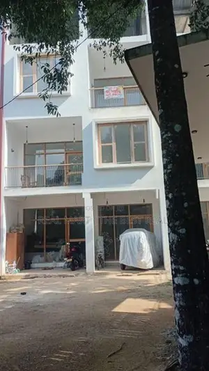 WELIGAMA : 8000 SQFT (33.5P) HOTEL & APARTMENTS FOR SALE