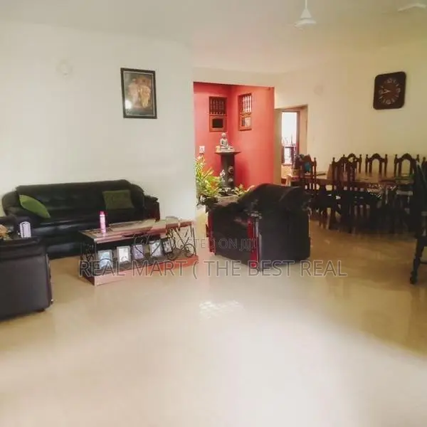 NUGEGODA : 3-BR (25.75P) HOUSE FOR SALE