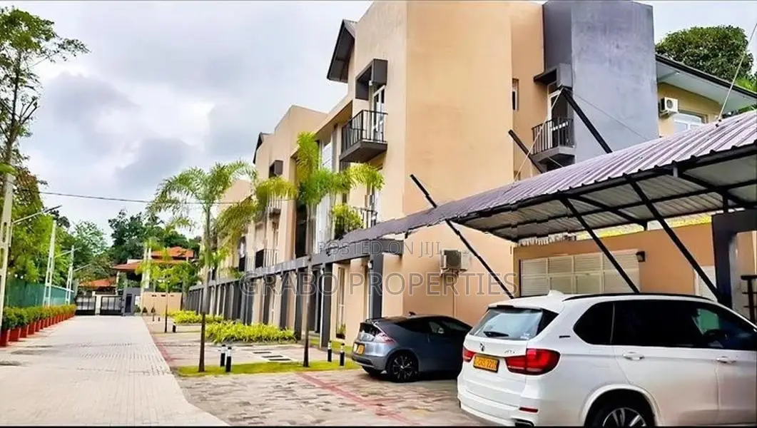 Spacious apartment for rent in Green elegance Hokandara