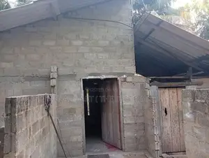 MADURANKULIYA : 20 PERCHES LAND FOR SALE