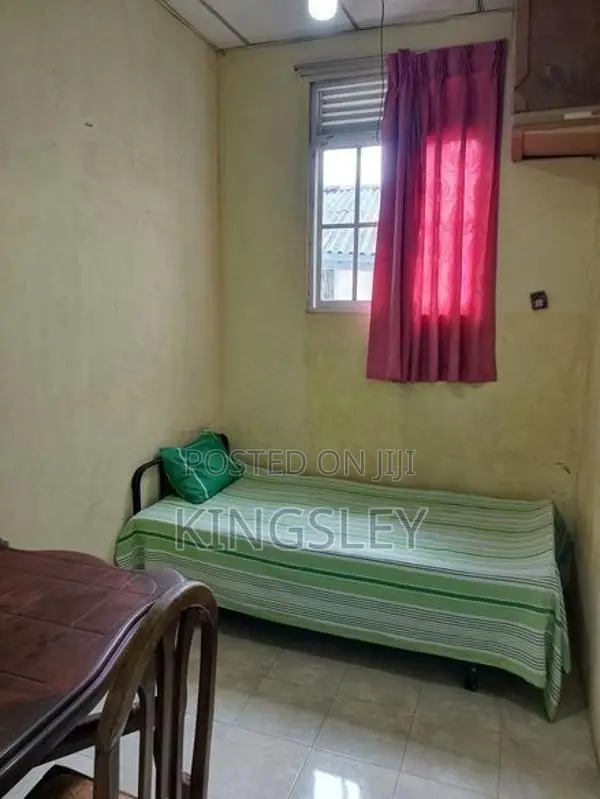 An Annex and Two Rooms for Girls Nugegoda