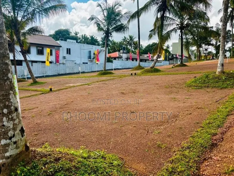 Brand New Land Plots Near 120 Road Ds
