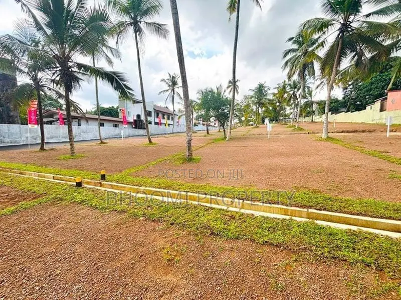 120පාරට ලගින් අග්‍රගණ්‍ය බිම්කොටස් ව්‍යාපෘතිය ඩීs