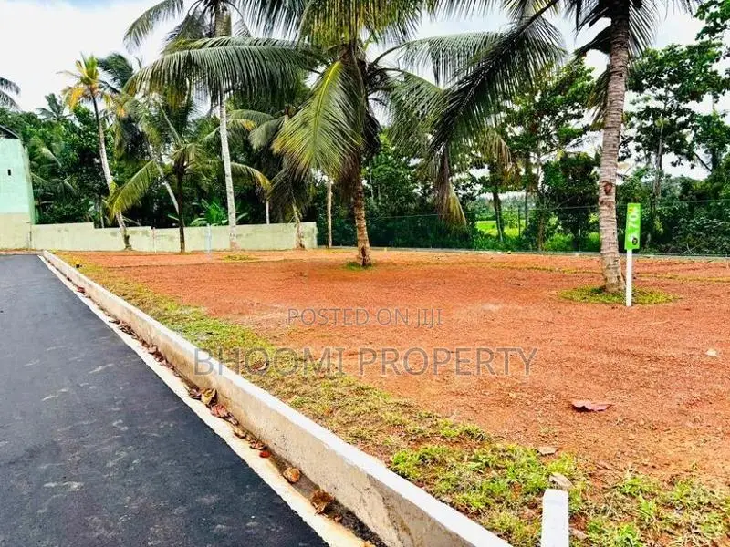 කැස්බෑව 120පාරට ලගම නව ඉඩම් ව්‍යාපෘතිය ඩීs