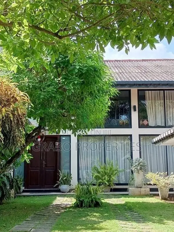 Modern 2 Story furnished House for Rent in Boralesgamuwa